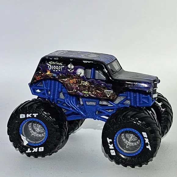 Lot of  Preowned  MONSTER TRUCKS. Backwards ROB, AfterShock, Bigfoot, Sunuva Dig - Picture 4 of 12